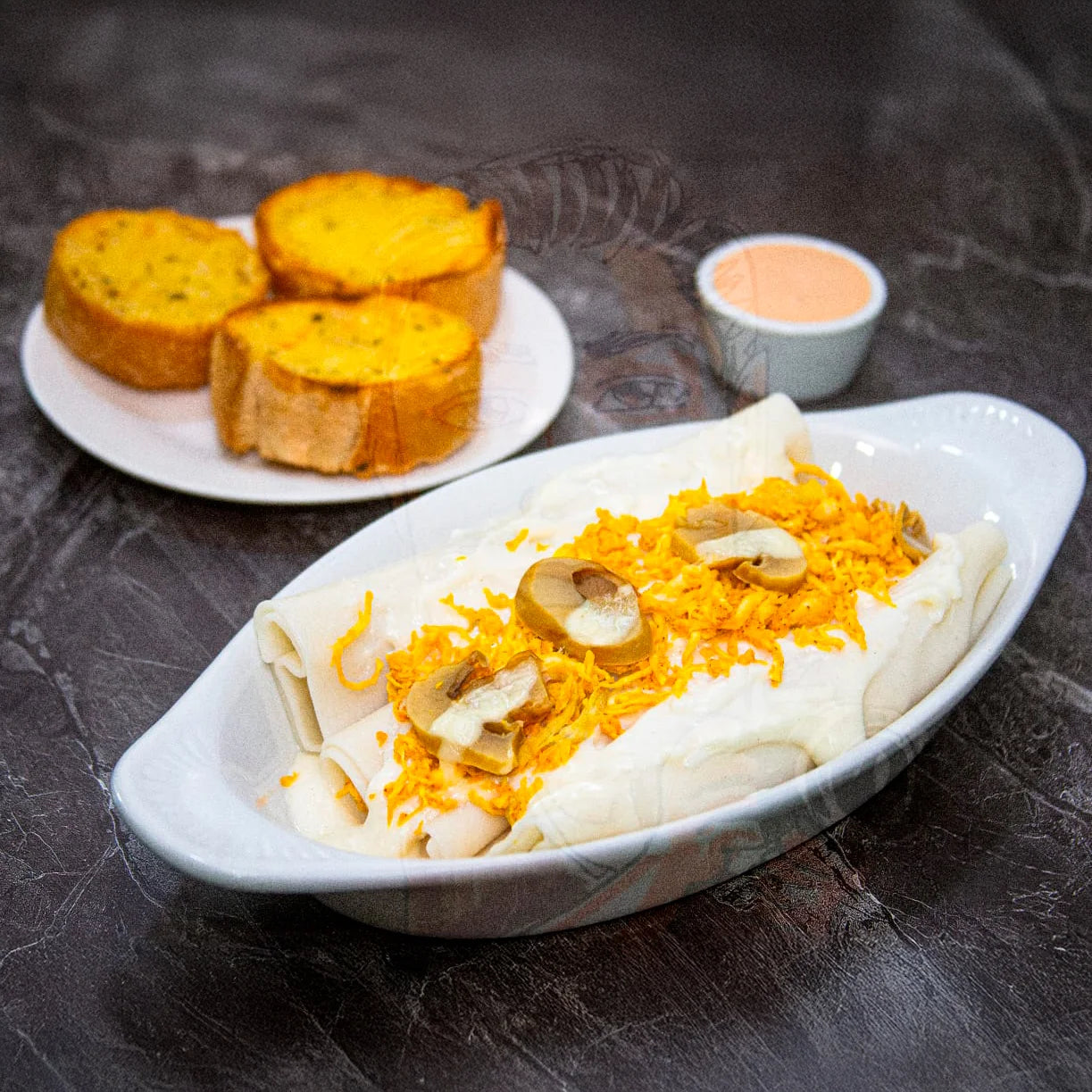 Canelones con pollo y champiñones
